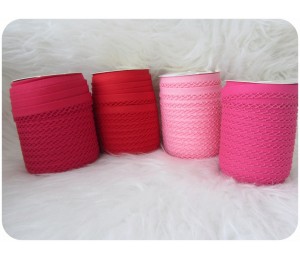 Schrägband mit Häkelborte